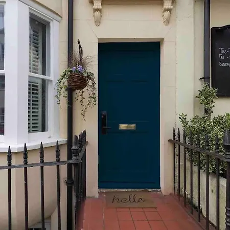 Regency Grade II Listed Townhouse By Centre And Beach Brighton Exterior photo