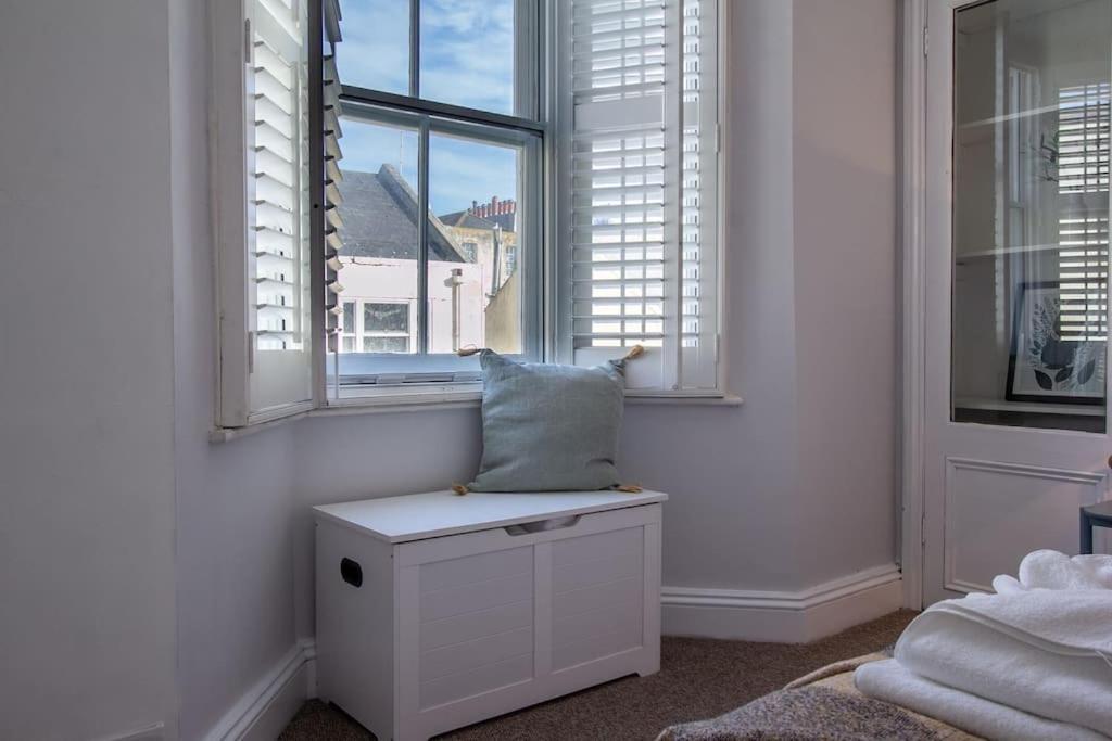 Regency Grade Ii Listed Townhouse By Centre And Holiday home *