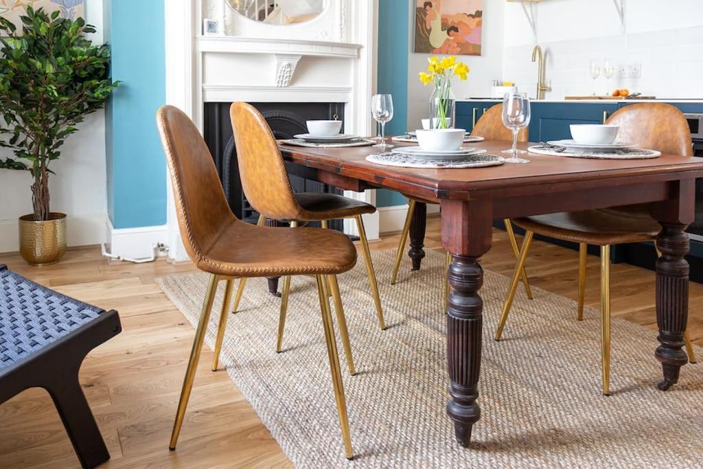 Holiday home Regency Grade Ii Listed Townhouse By Centre And