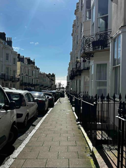 Vakantiehuis Regency Grade Ii Listed Townhouse By Centre And